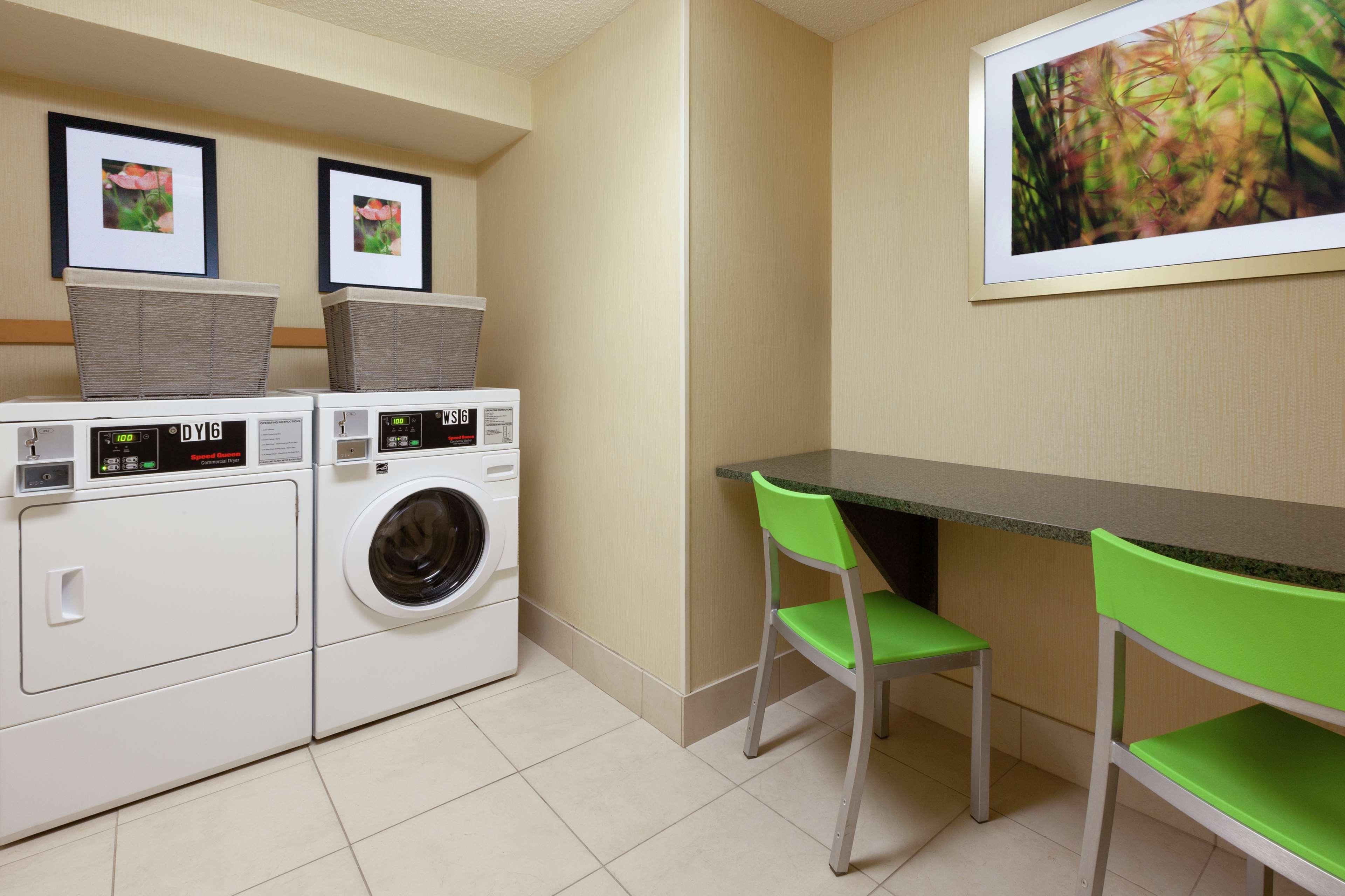 Hilton Garden Inn Pittsburgh University Place Buitenkant foto