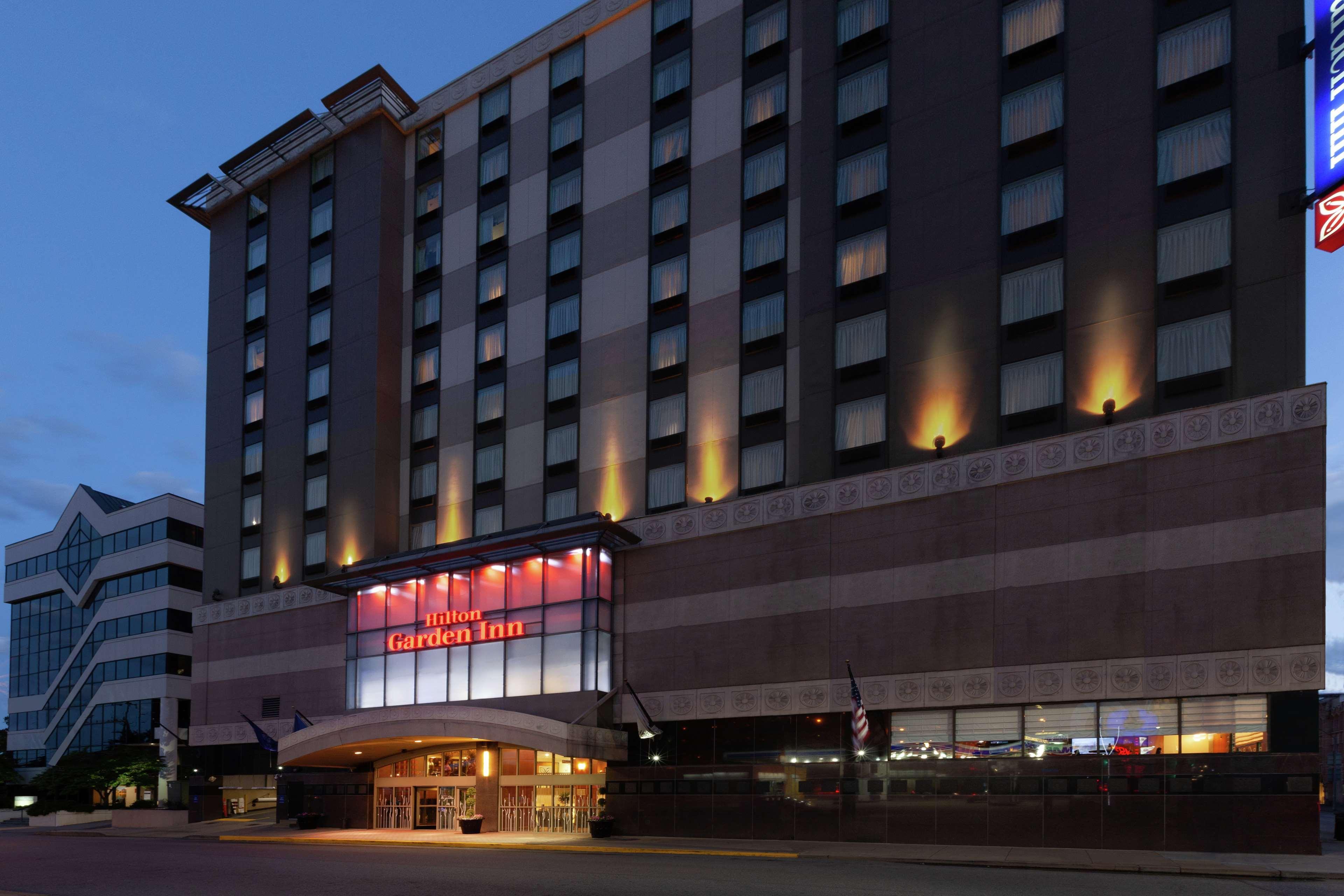 Hilton Garden Inn Pittsburgh University Place Buitenkant foto
