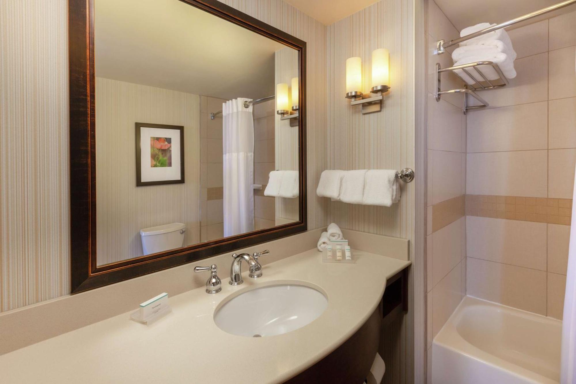 Hilton Garden Inn Pittsburgh University Place Buitenkant foto