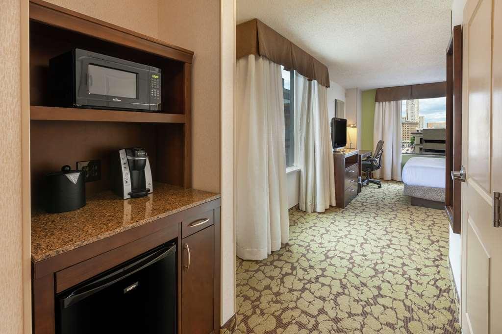 Hilton Garden Inn Pittsburgh University Place Kamer foto
